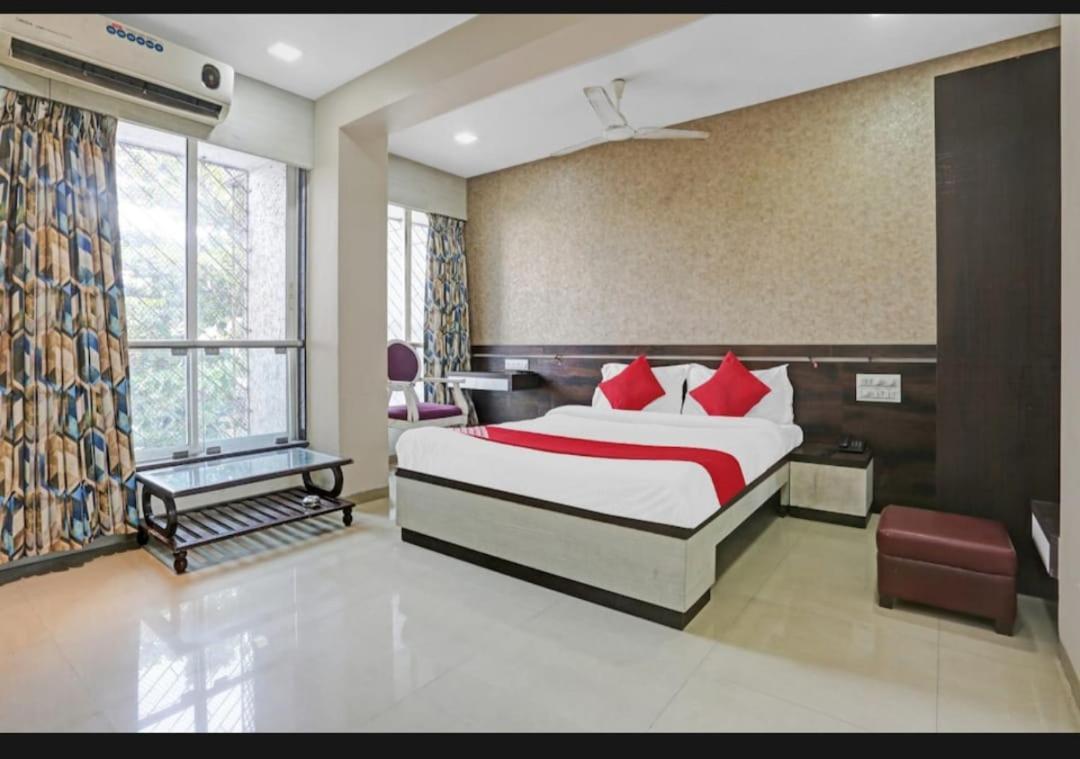 Hotel Star Light Bombay Extérieur photo