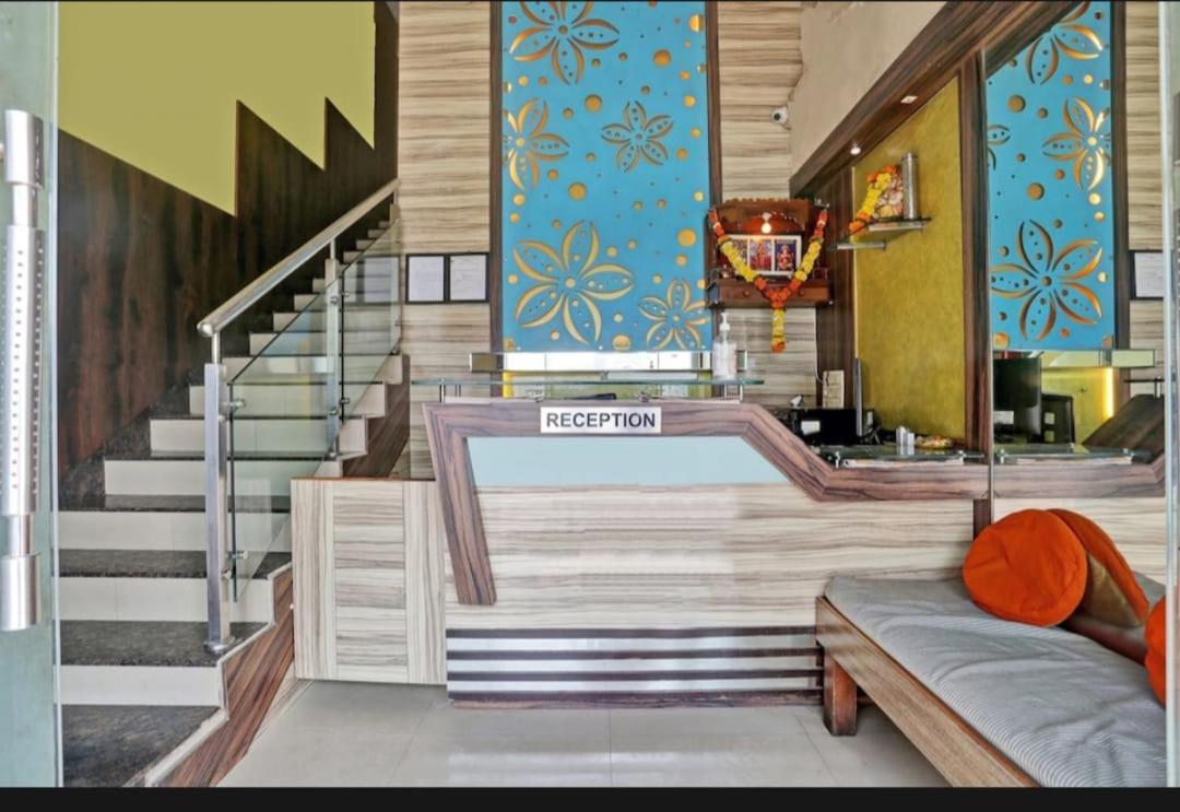 Hotel Star Light Bombay Extérieur photo
